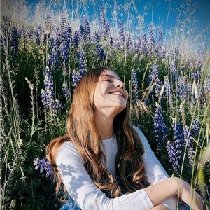 Meet your Posher, Em